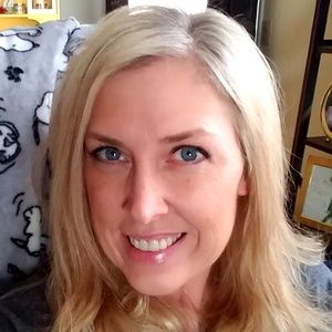 Meet your Posher, Nichole